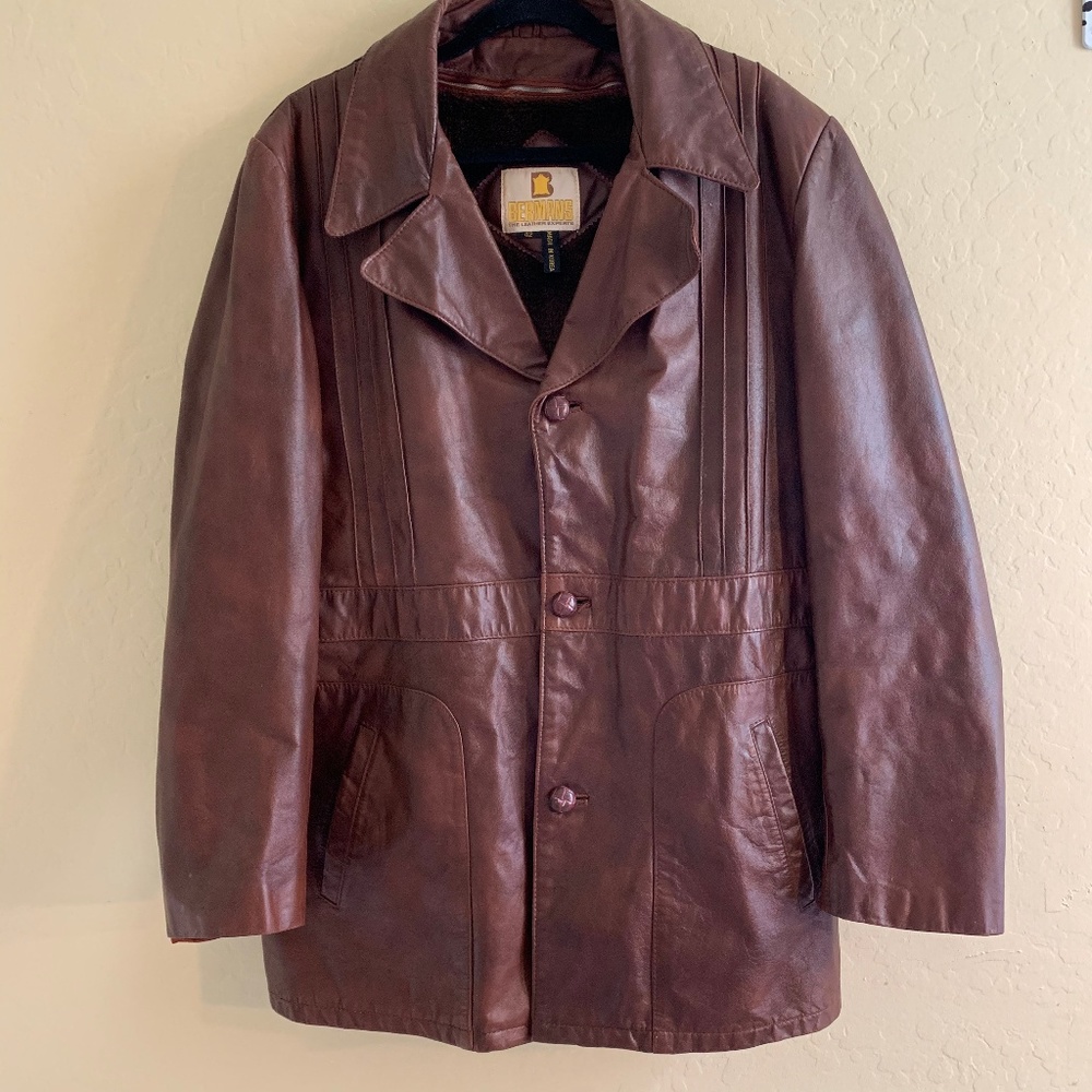 Vintage Bermans Mens leather Coat Brown size 42